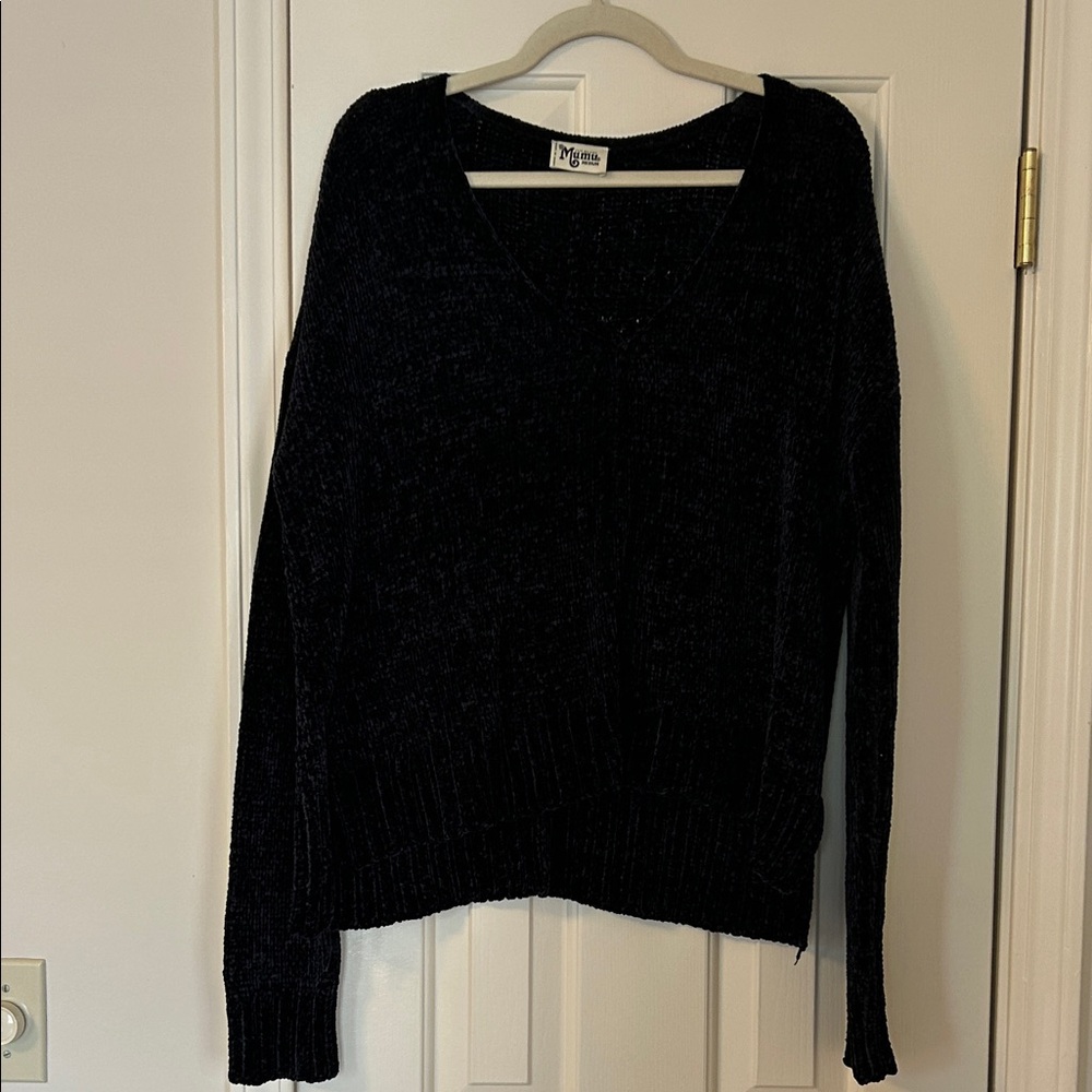 Show Me Your Mumu Black V-Neck Chenille Pullover Sweater